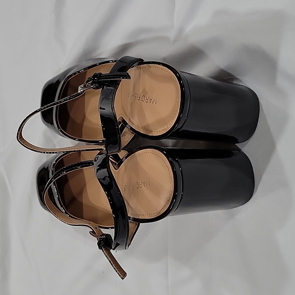 Heels - Picture 3 of 4